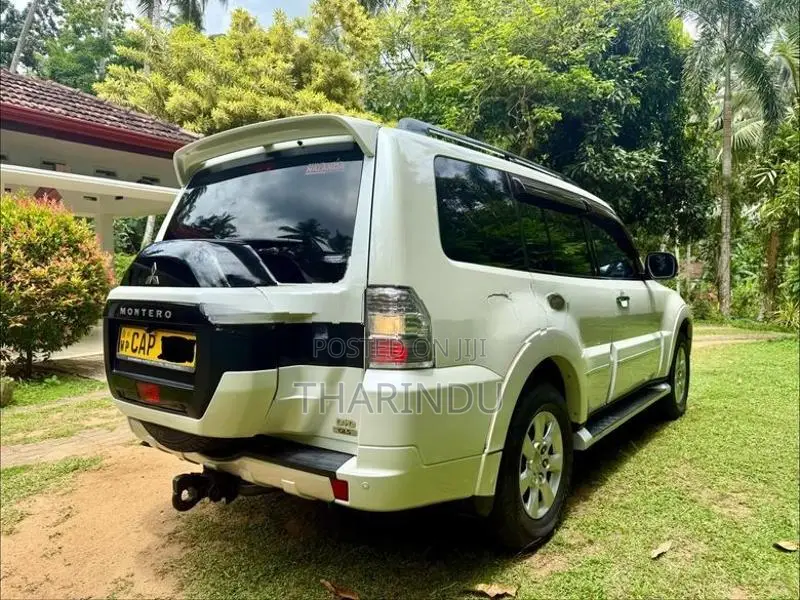 Mitsubishi Montero GLS 3.2Di 2015