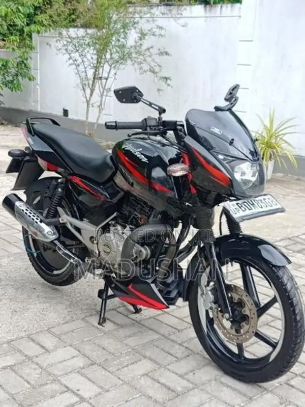 Bajaj Pulsar 150 BDW 2016