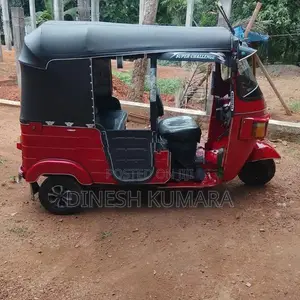 Bajaj RE 2010