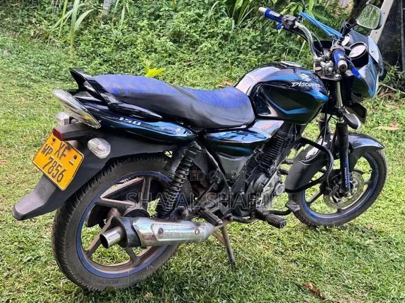 Bajaj Discover 2013