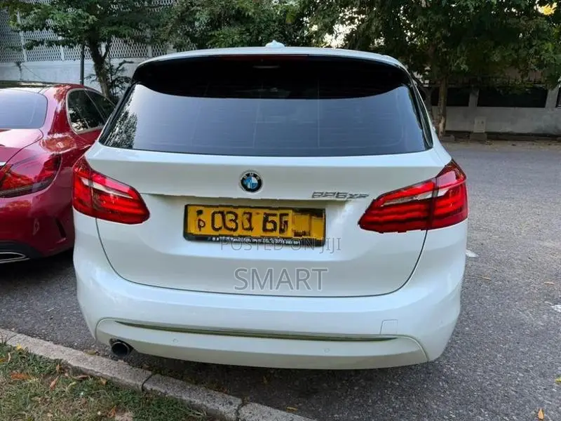 BMW 225XE 2017