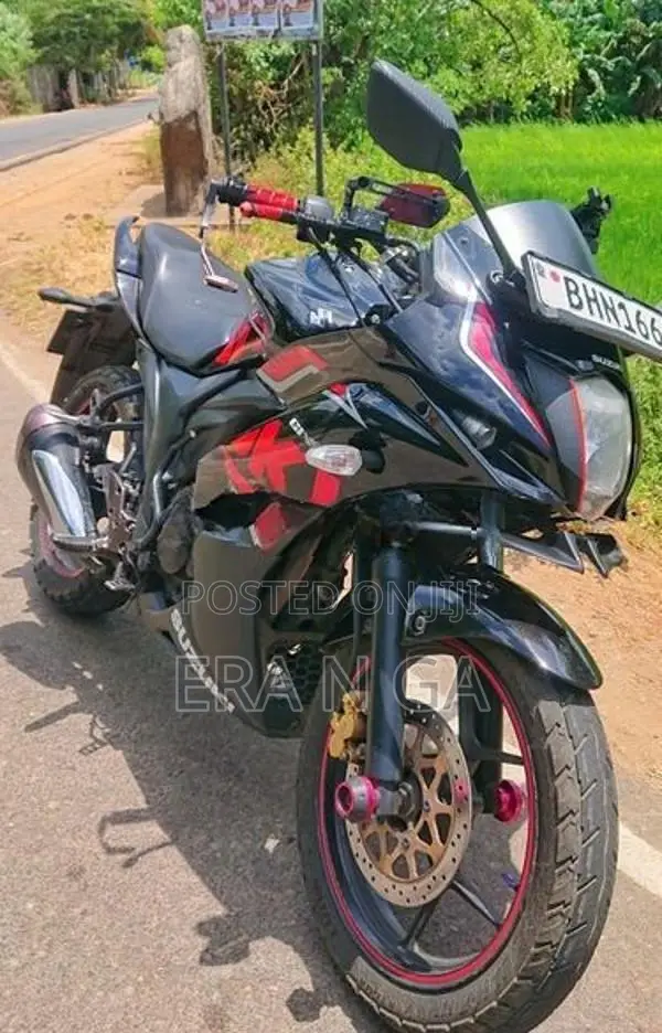 Suzuki Gixxer SF 2018