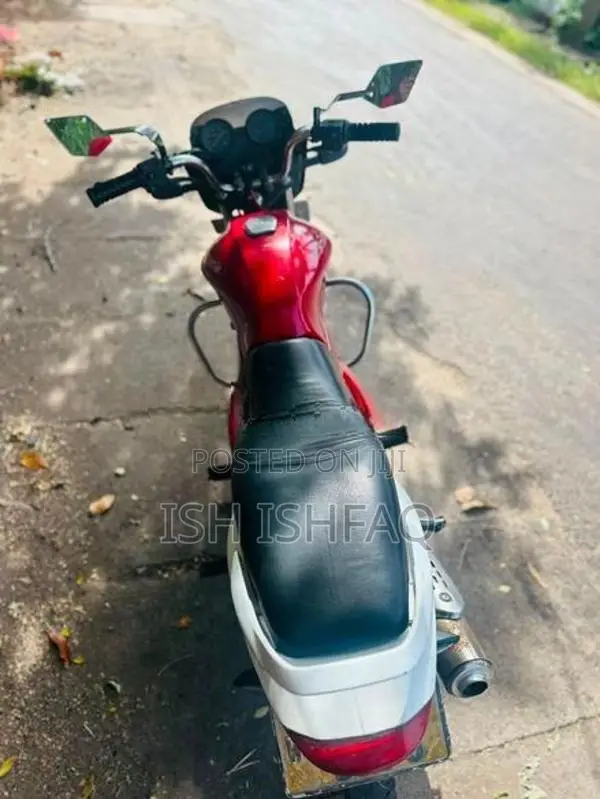 Bajaj Discover 125 2006
