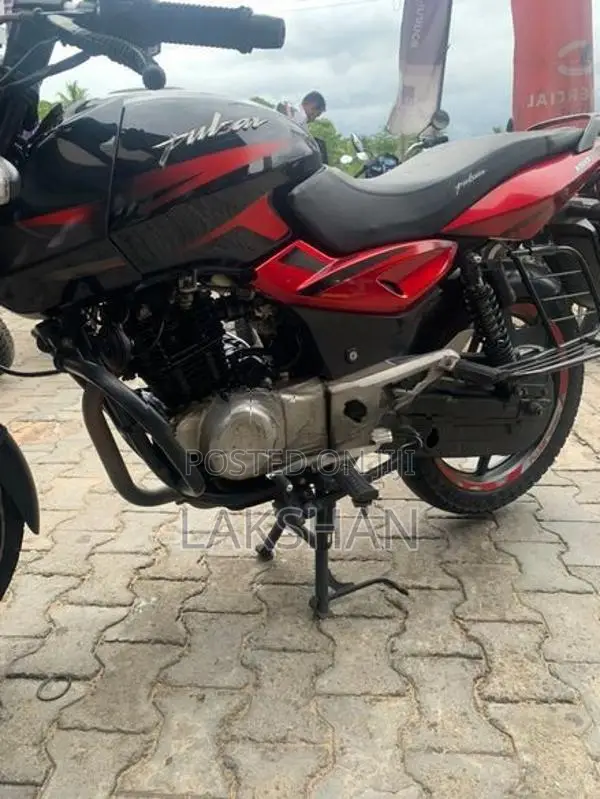 Bajaj Pulsar 150 2016