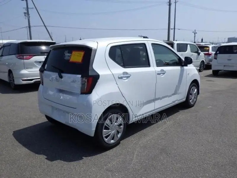 Daihatsu Mira X 2026