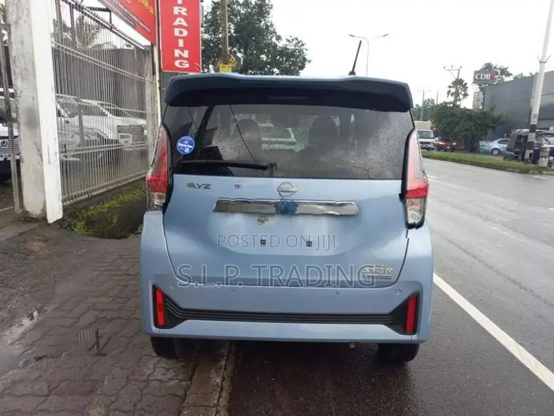 Nissan Dayz Highway Star Propile 2024