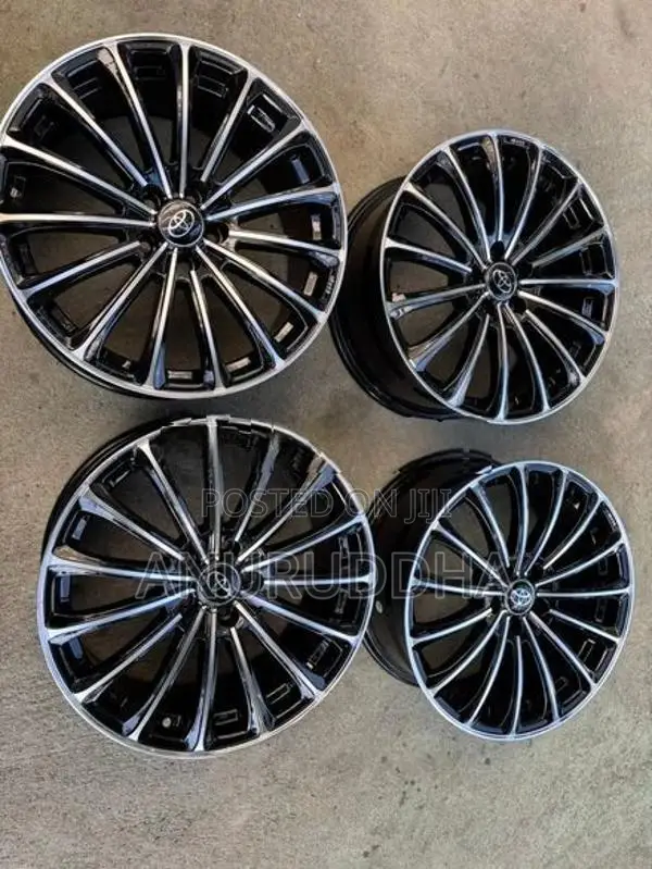 17” Alloy Wheels