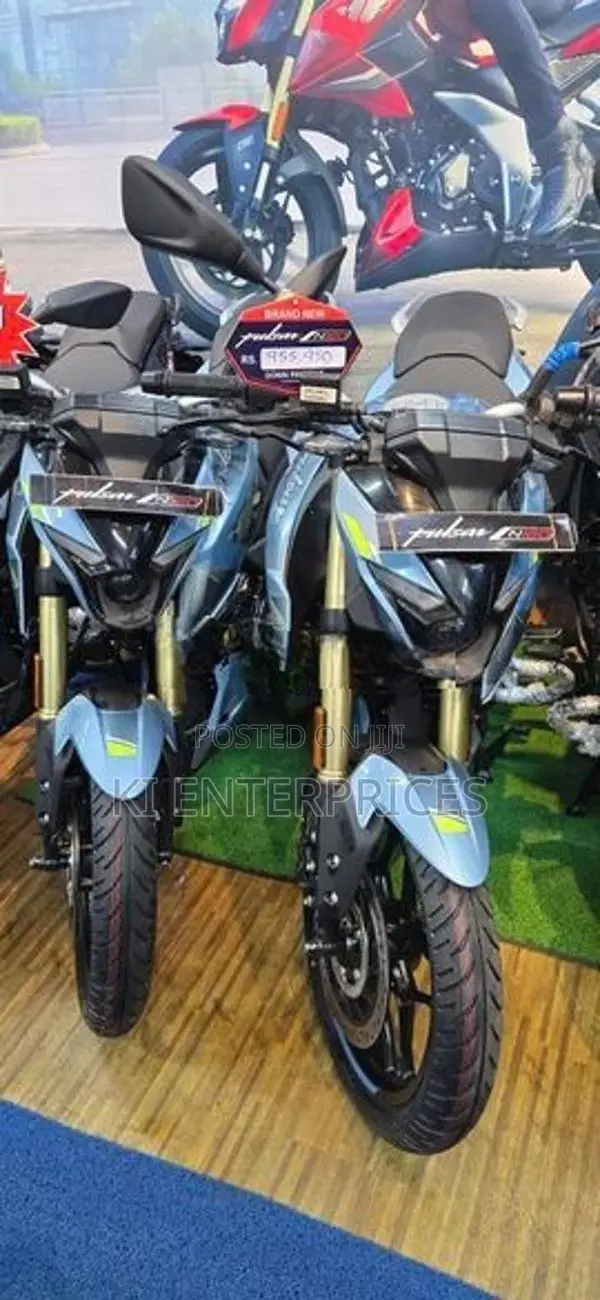 Bajaj Pulsar N160 Premium 2026