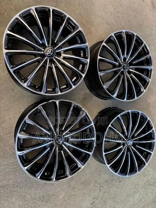 17” Alloy Wheels