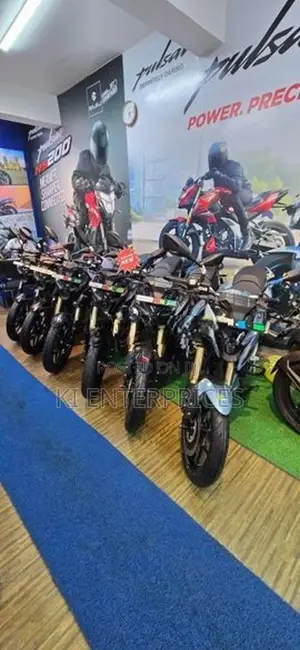 Bajaj Pulsar N160 Premium 2026
