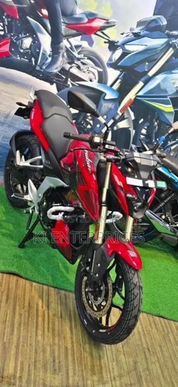Bajaj Pulsar N160 Premium 2026