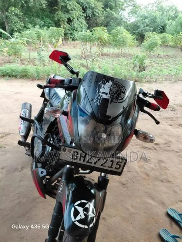 Bajaj Pulsar 150 2019