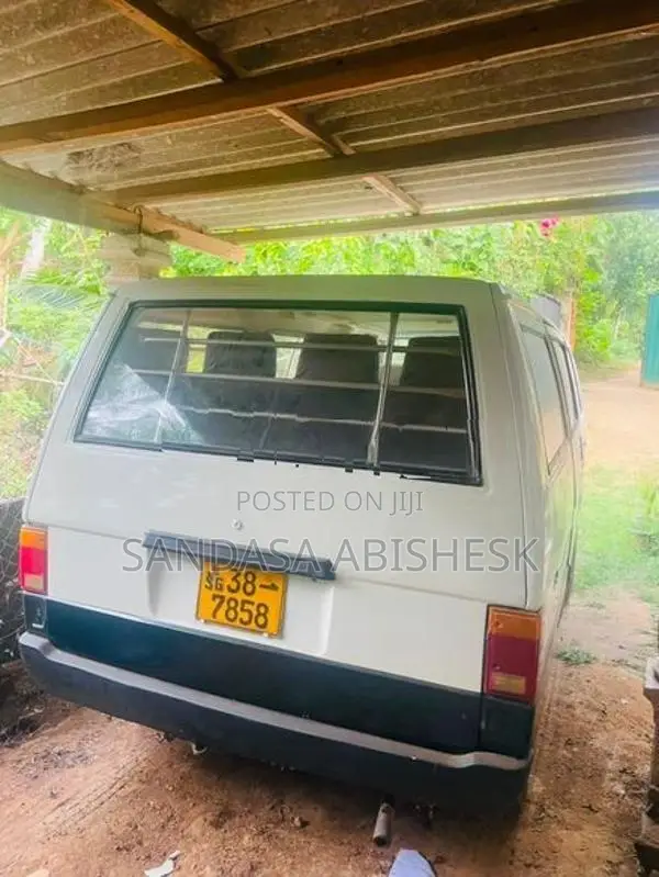 Mitsubishi Delica 1980