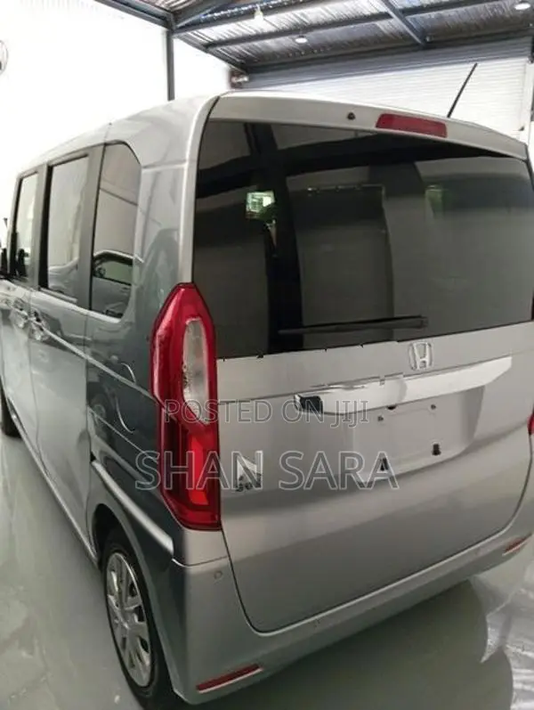Honda N-Box G 2023