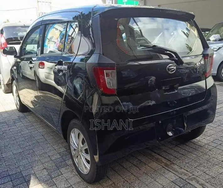 Daihatsu Mira 2023