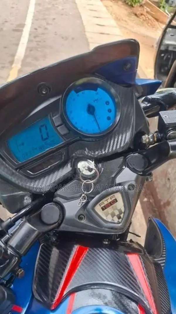 TVS Apache 2017