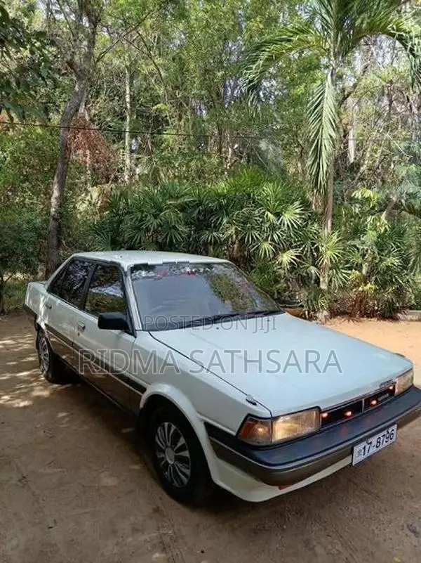 Toyota Carina 1985