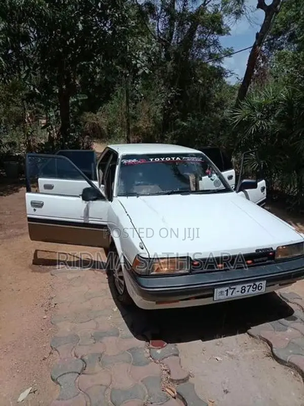 Toyota Carina 1985
