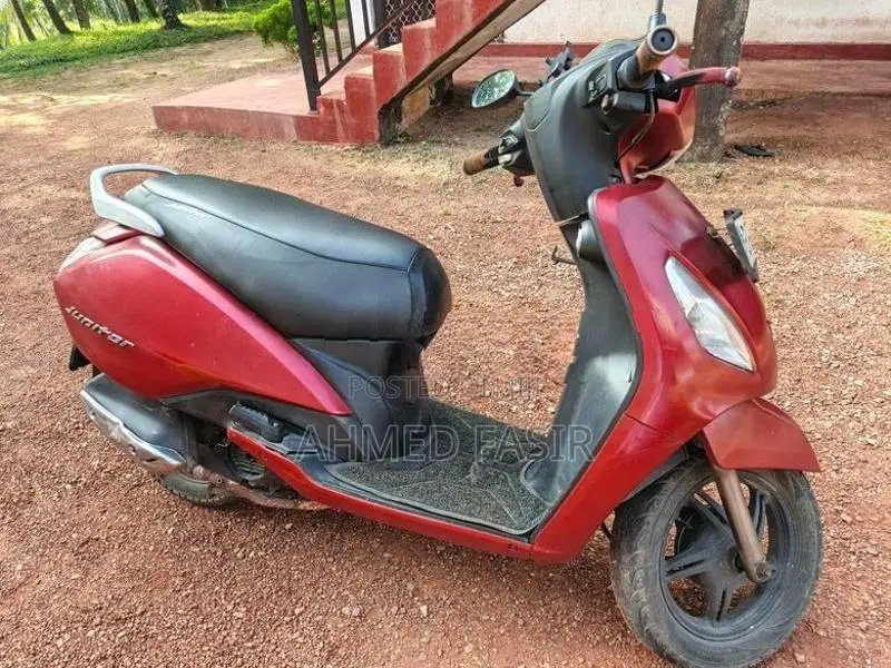 TVS Jupiter 2016