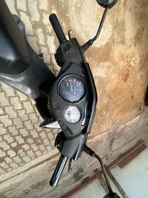 Honda Dio SCV110 2016