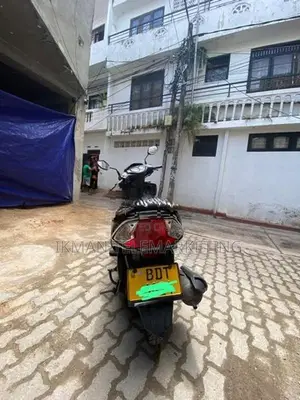 Honda Dio SCV110 2016