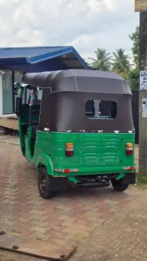 Bajaj RE Forstok 175cc 2009