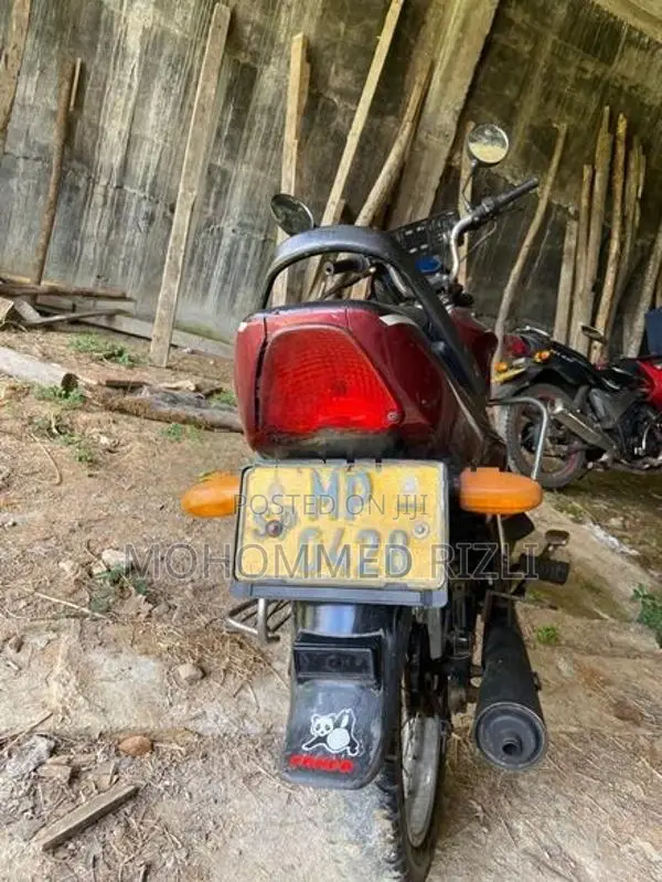 TVS Centra Red 2006