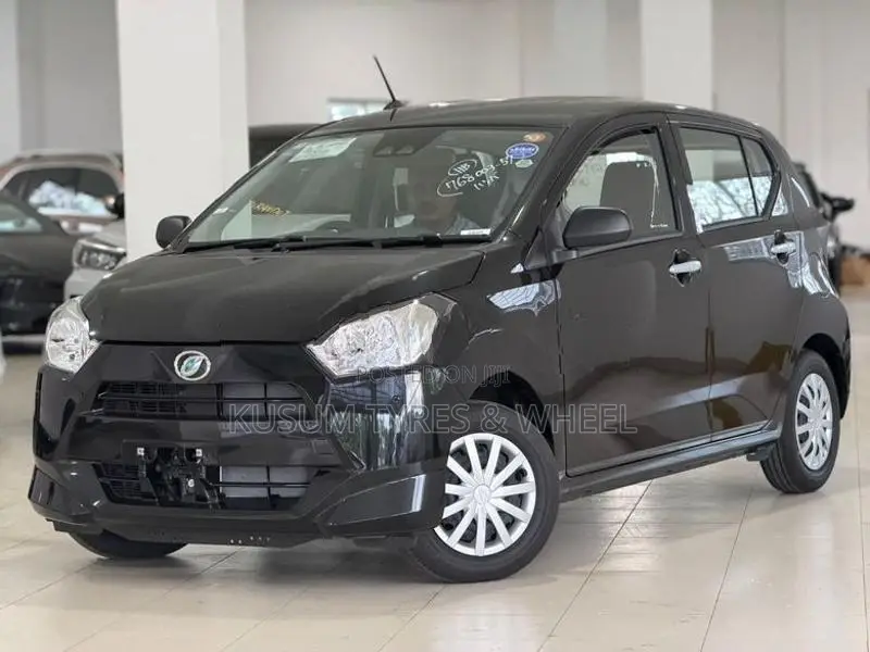 Daihatsu Mira Es Safety 2025