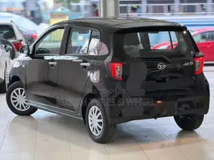 Daihatsu Mira Es Safety 2025
