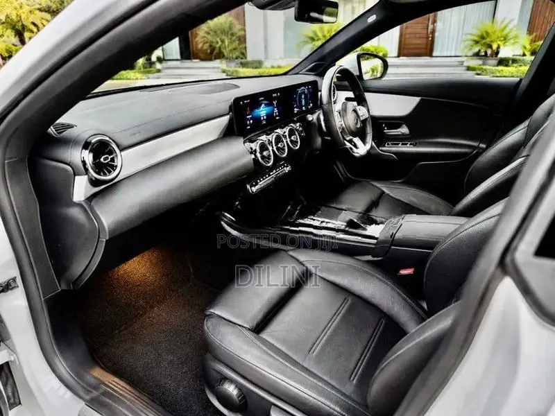 Mercedes Benz CLA 180 AMG Line 2020