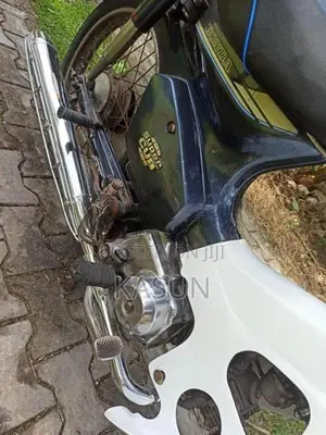 Honda Super Club custom50 2006