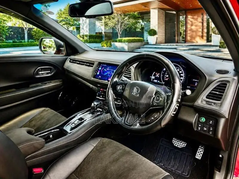 Honda Vezel Rs Sensing 2018