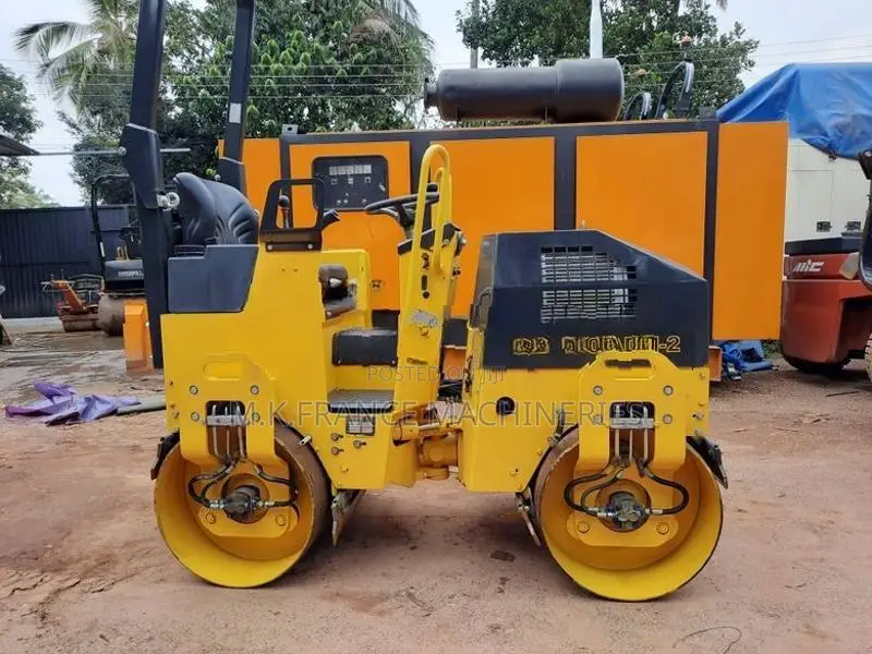 Bomag 100ADM-2