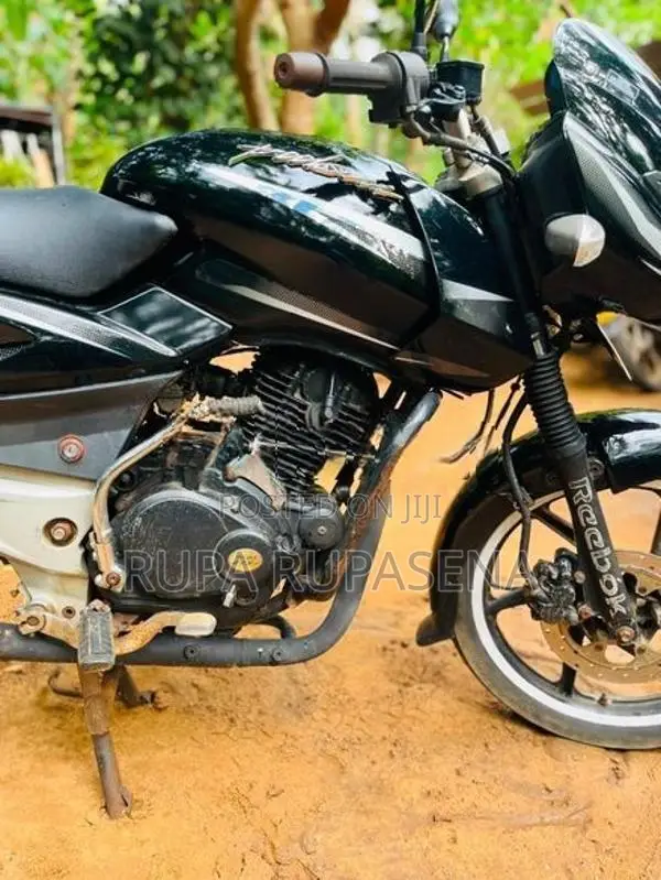 Bajaj Pulsar 150 pulser 2010