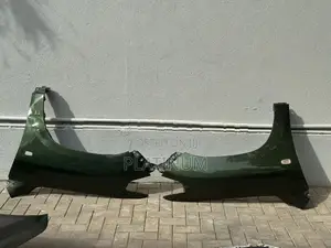 LC 200 Front Fender