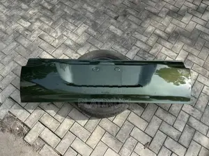 LC 200 Rear Door