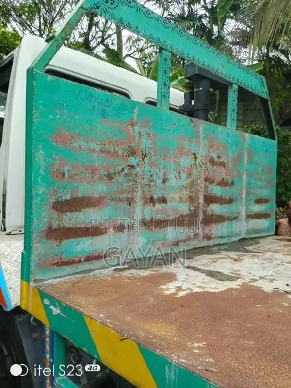 Ashok Leyland Thattuwa