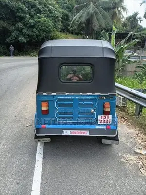 Bajaj RE 1987