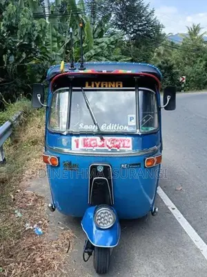 Bajaj RE 1987