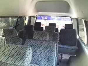 Isuzu Fargo WFR 62F 1993
