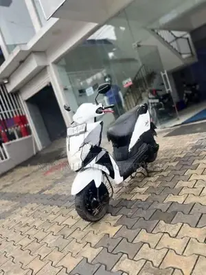 Honda Dio 2011