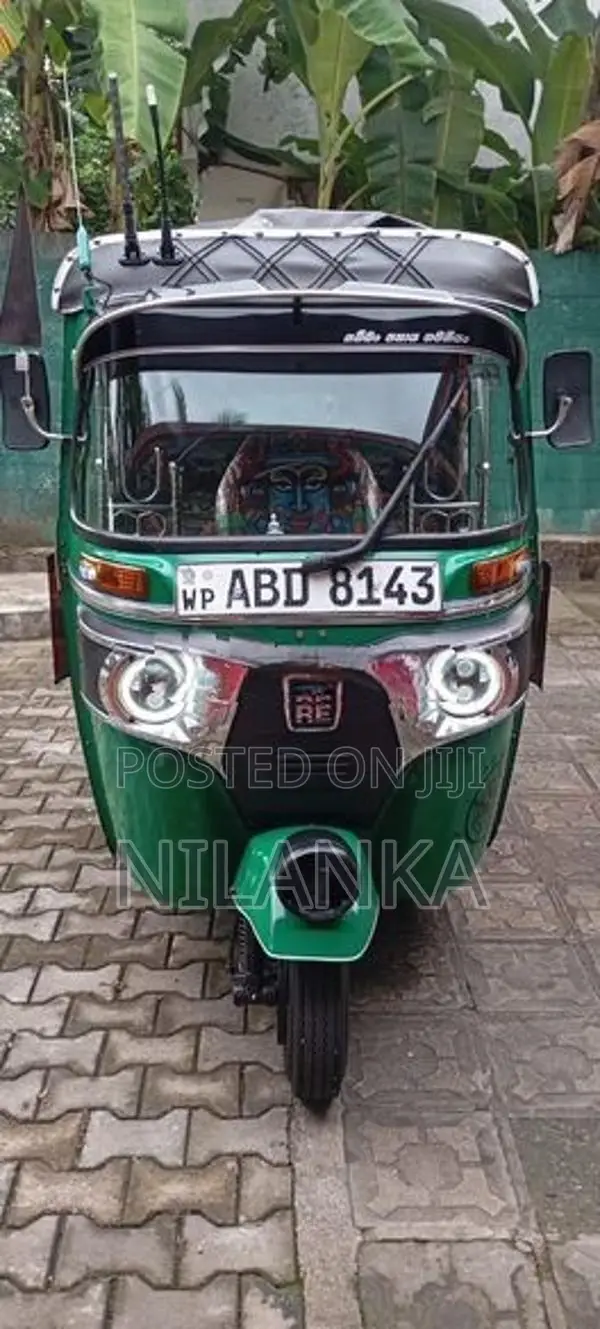 Bajaj RE 4 STROKE 2015