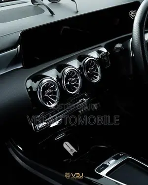 Mercedes Benz CLA 250 2024