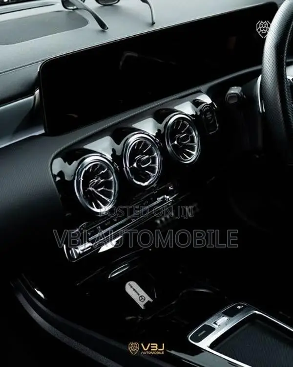 Mercedes Benz CLA 250 2024