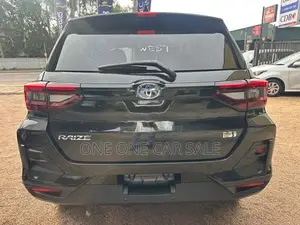 Toyota Raize Z 1.2 Hybrid BSM 2026