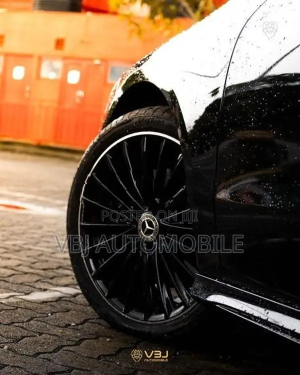Mercedes Benz CLA 250 2024