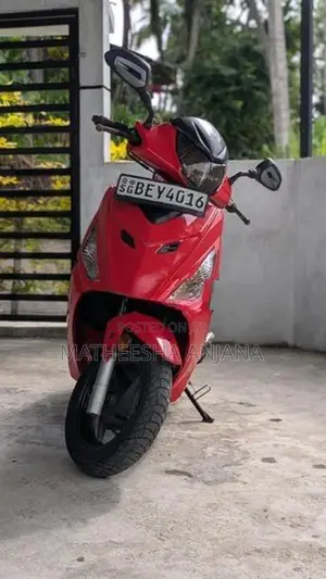 Hero Dash Scooter 2017