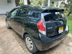 Toyota Aqua 2015
