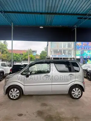 Suzuki Wagon R FX 2025