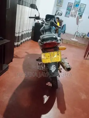 Bajaj Discover 125 SG JW 7003 2005